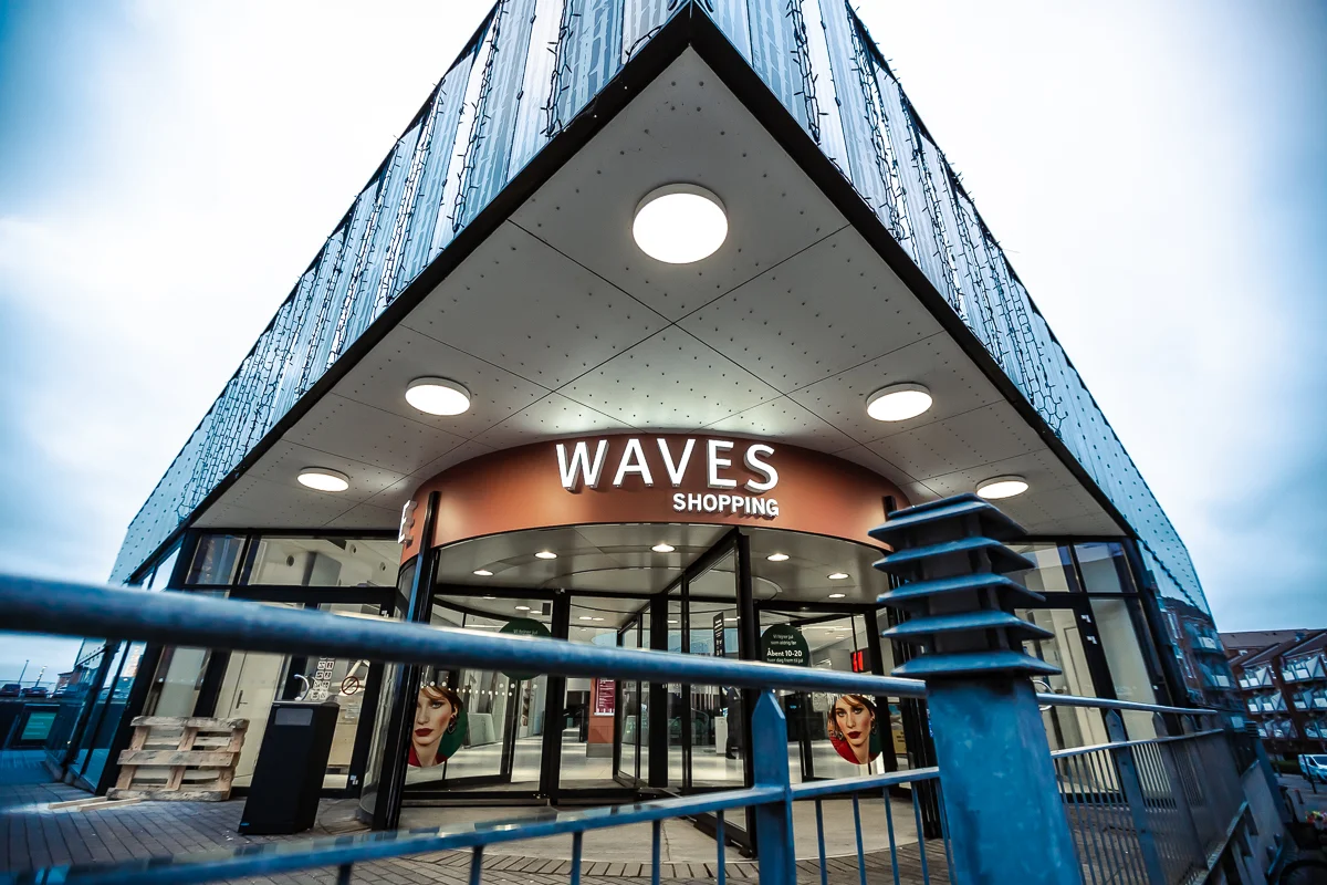 Waves Shopping Center